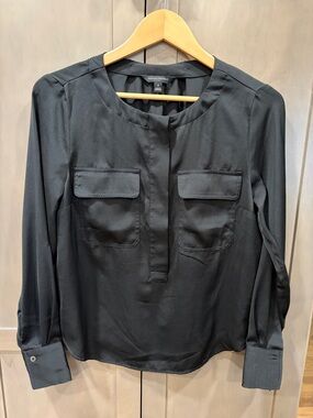Banana Republic Black Long-Sleeve Pocket Blouse